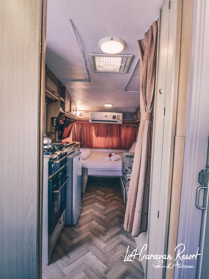 Loft Caravan Resort Haad Chao Samran Extérieur photo
