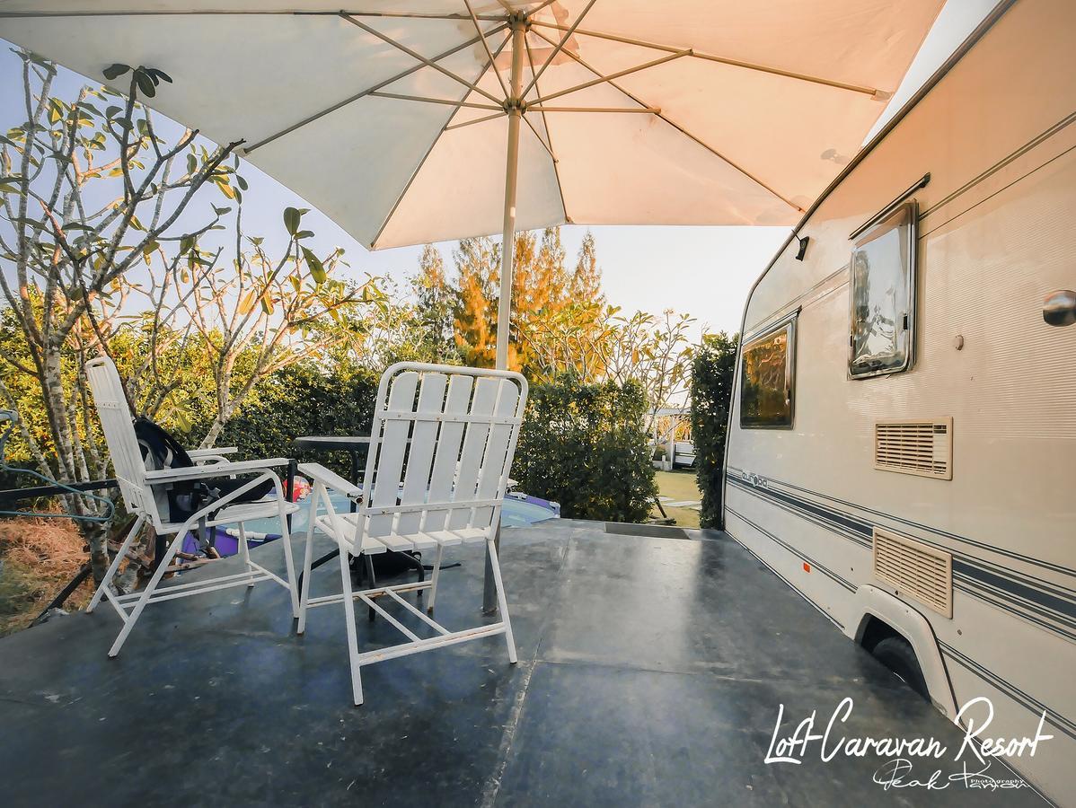 Loft Caravan Resort Haad Chao Samran Extérieur photo